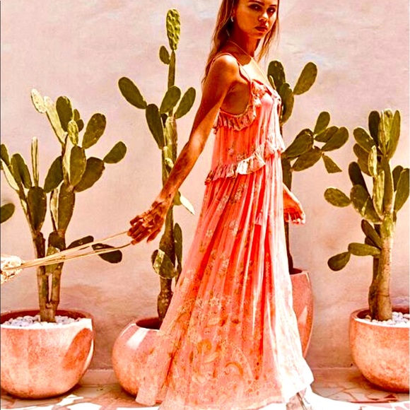 πΊπHPππΊ NWOT Spell & The Gypsy Hendrix Strappy Maxi Dress - Picture 5 of 16